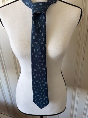 Hermes Tie 7 Maillon Panda 100% Silk NWT